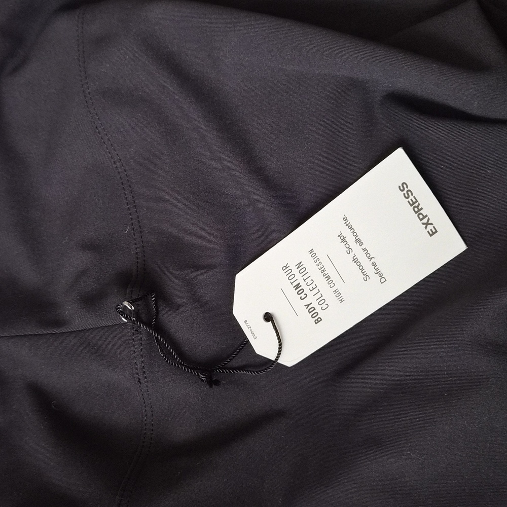 Express Super High Waisted Body Contour Leggings size medium - Picture 5 of 7